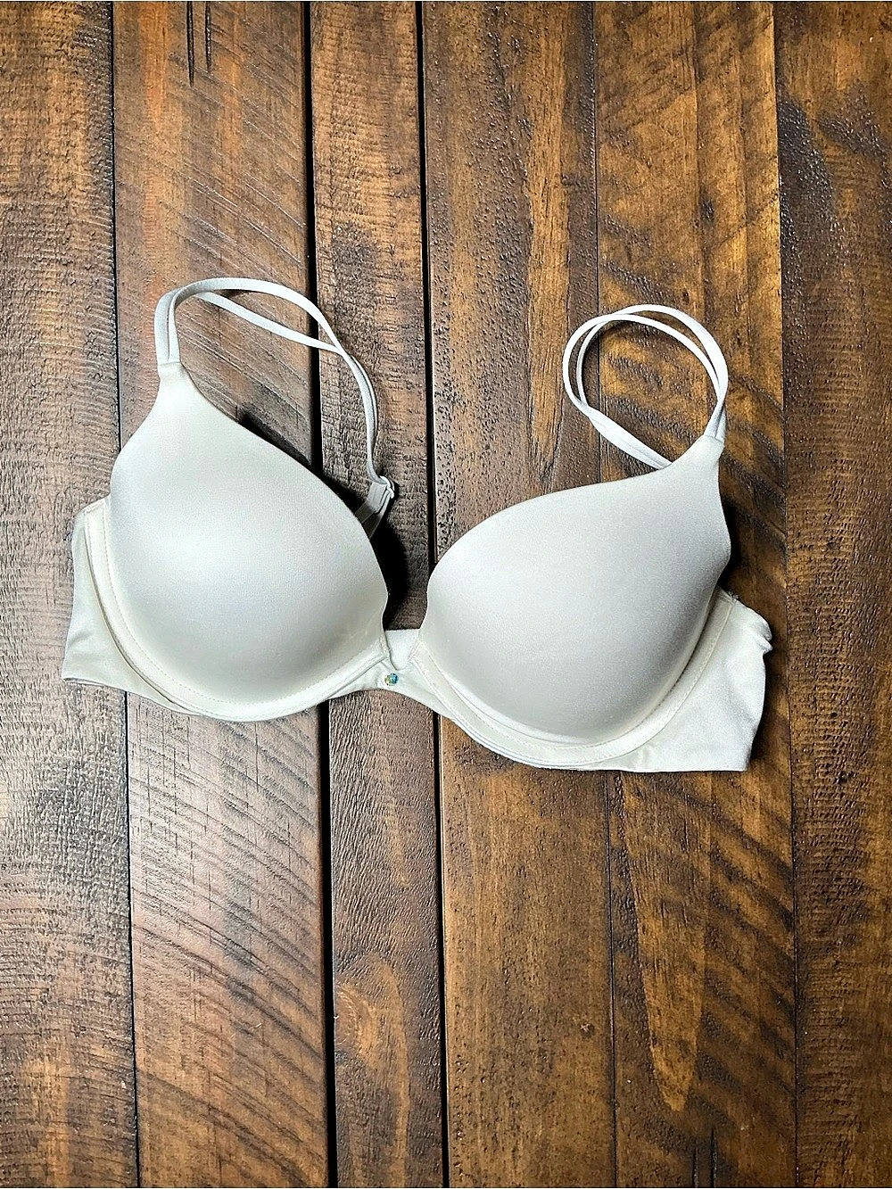 Victoria's Secret Very Sexy Push-Up Bra White 36B